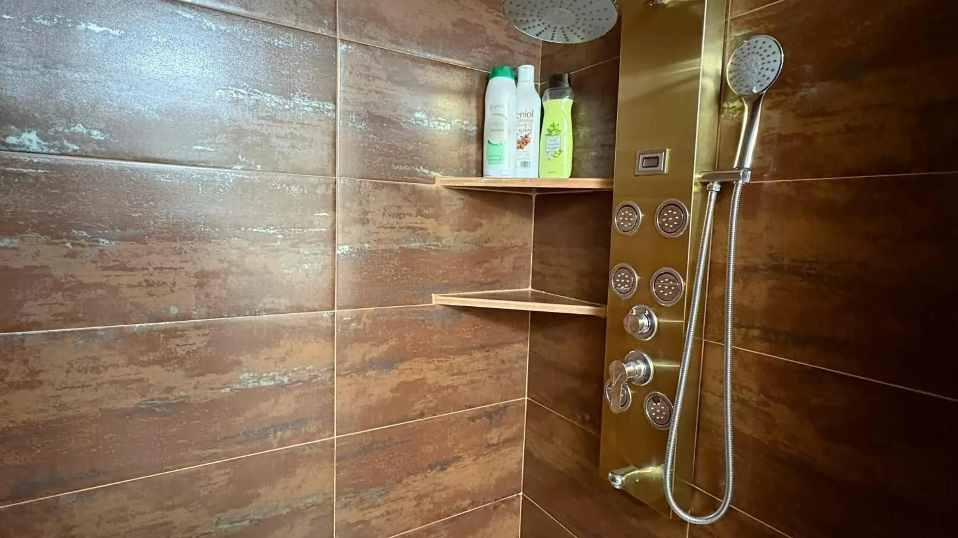 Apartment Estudio Debora Vialia A Pasos De La Estacion Malaga
